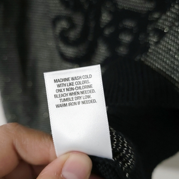 ROZ & ALI Half Sleeve Black Knit Sweater Blouse Metallic Jaquard Filagree Front - Picture 11 of 14